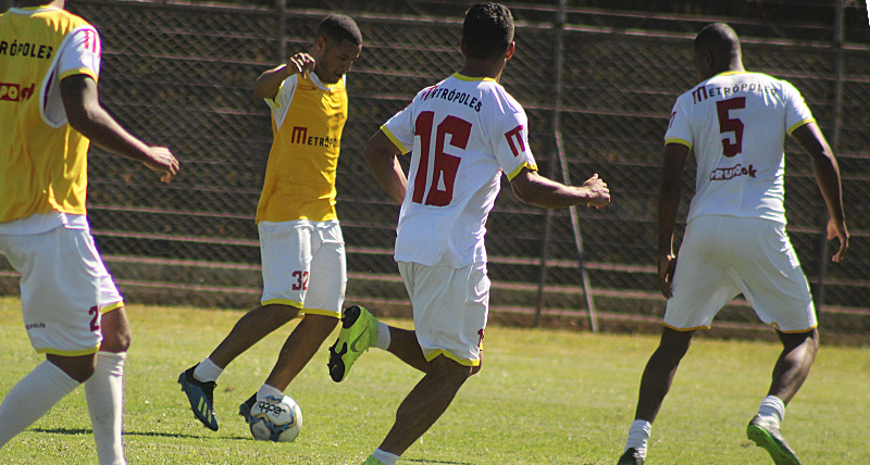 serie-d-jacare-enfrenta-o-vitoria-es-em-busca-de-vantagem-no-mata-mata