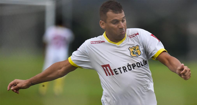 no-brasiliense-neto-baiano-confirma-paquera-antiga-do-clube