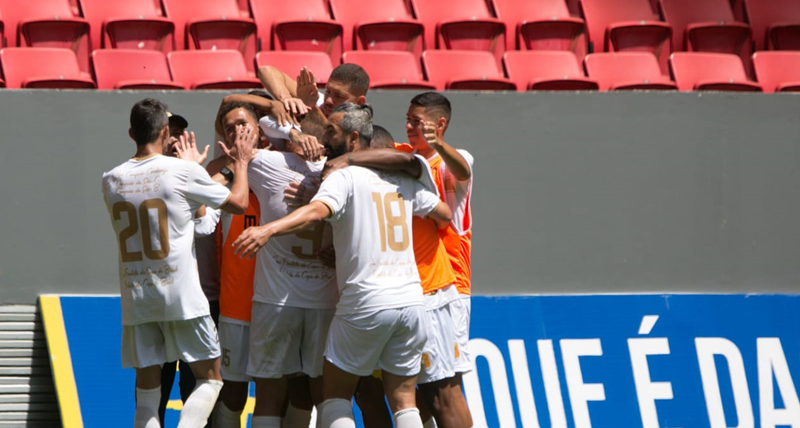 brasiliense-esta-classificado-para-sua-quarta-final-seguida-do-candangao