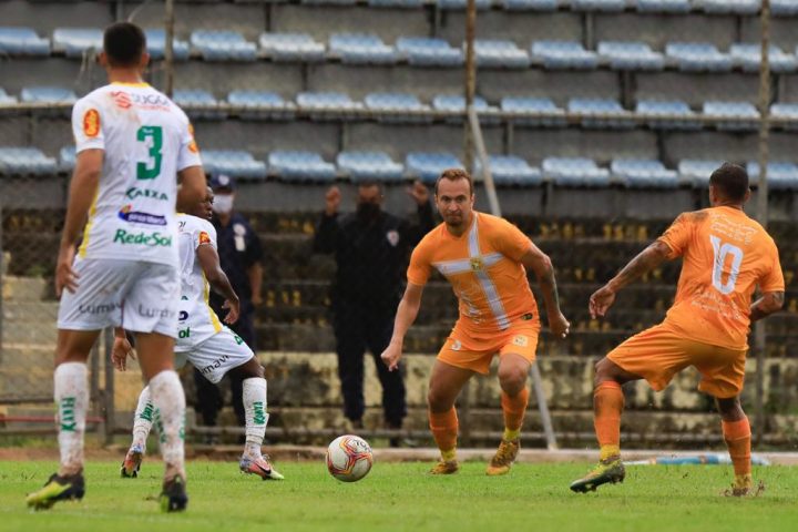 brasiliense-vence-o-mirassol-mas-esta-eliminado-da-serie-d