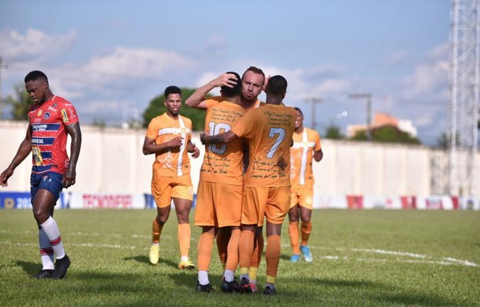 brasiliense-vence-a-primeira-na-fase-de-grupos-da-serie-d