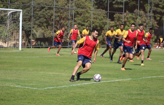 na-boca-do-jacare-brasiliense-busca-sem-manter-dentro-do-g4-contra-o-porto-velho