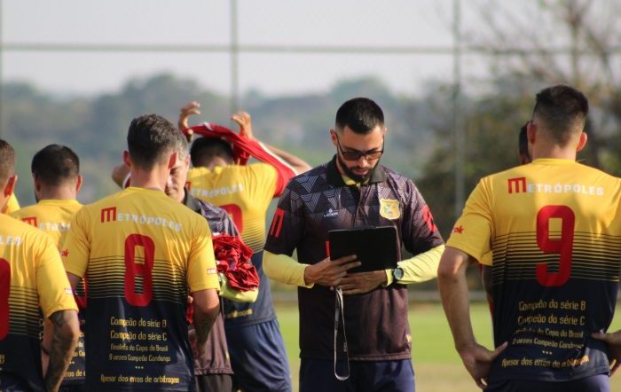 brasiliense-intensifica-treinamentos-no-feriado