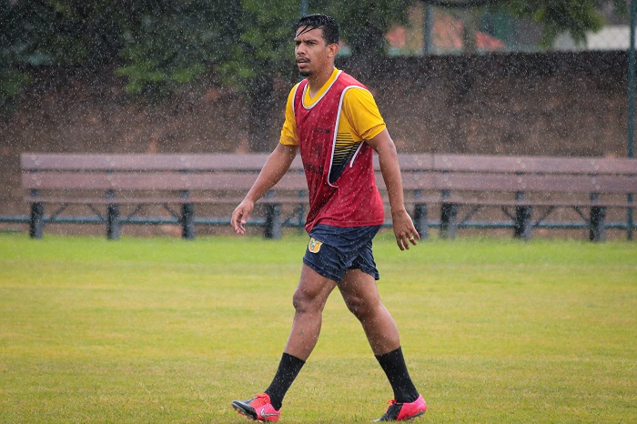 brasiliense-acerta-o-retorno-do-lateral-jonathan-bocao