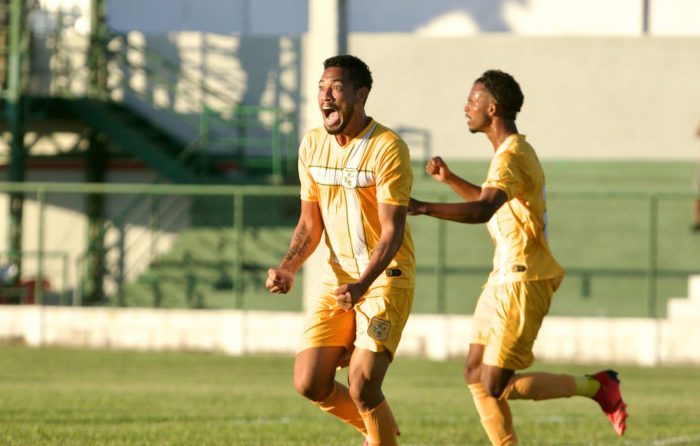 com-gol-de-hernane-brocador-brasiliense-vence-o-operario-fora-de-casa